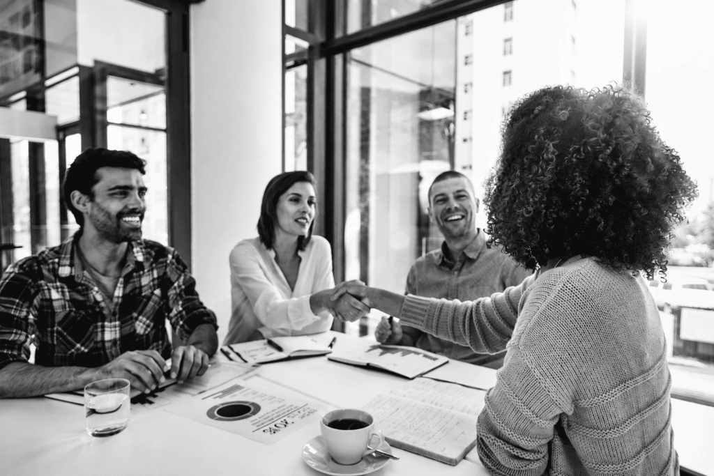 Signature d’un bail commercial entre un bailleur et un locataire professionnel